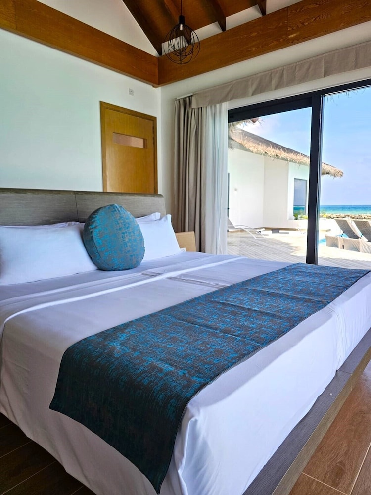 NOOE Maldives Kunaavashi 16/64