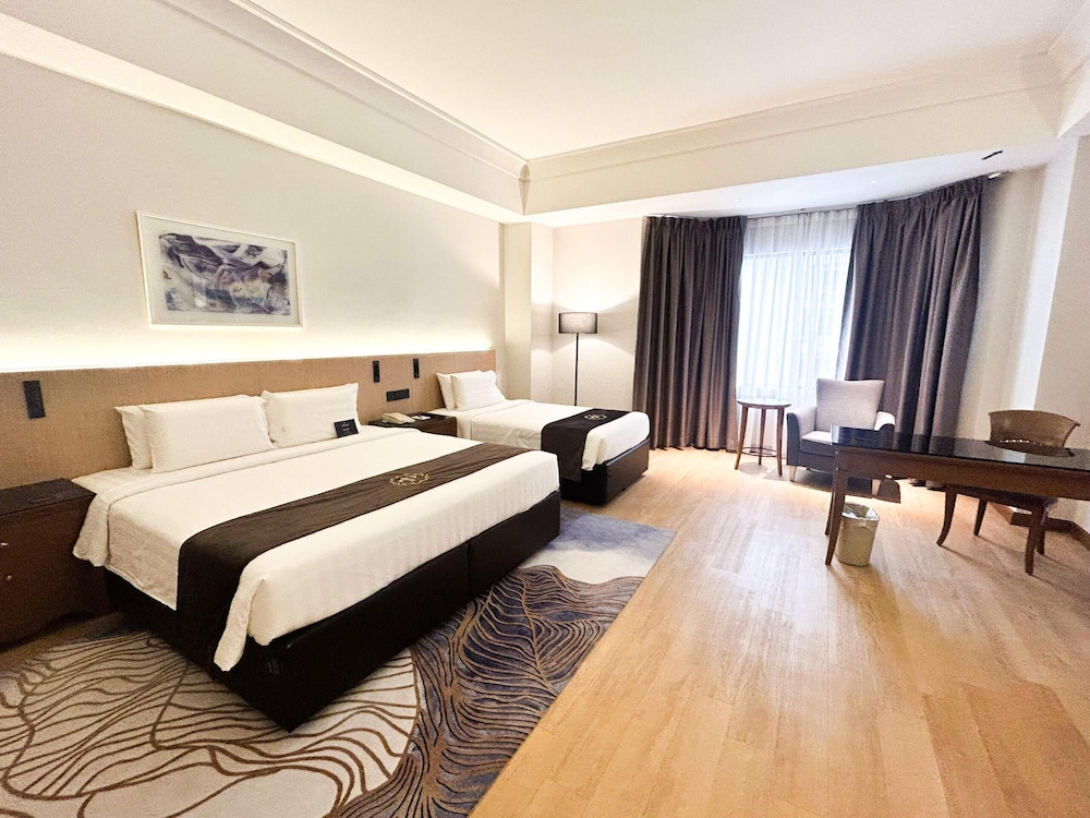 The Pearl Kuala Lumpur 8/50