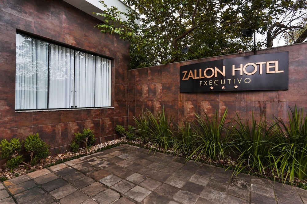 ZALLON HOTEL EXECUTIVE 5/53