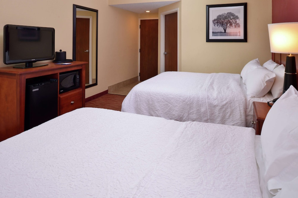 Hampton Inn Columbus East 22/61