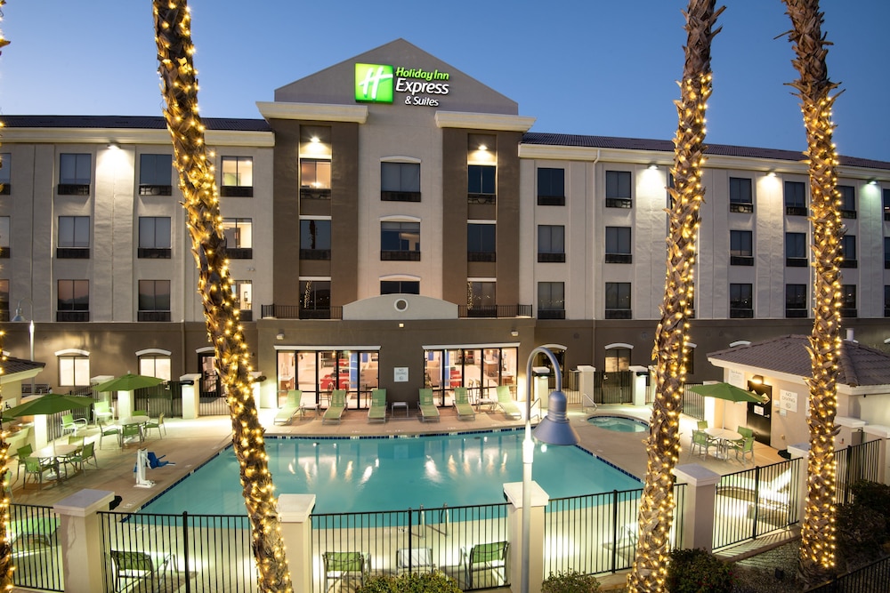 Holiday Inn Express Hotel Suites Yuma 3/79