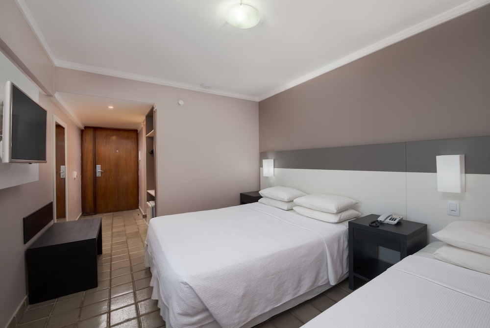 Hotel Sete Coqueiros 7/25