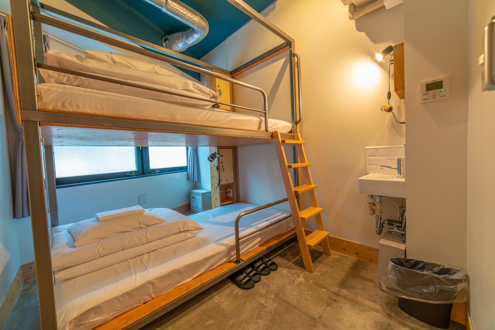 Wise Owl Hostels Shibuya 38/48