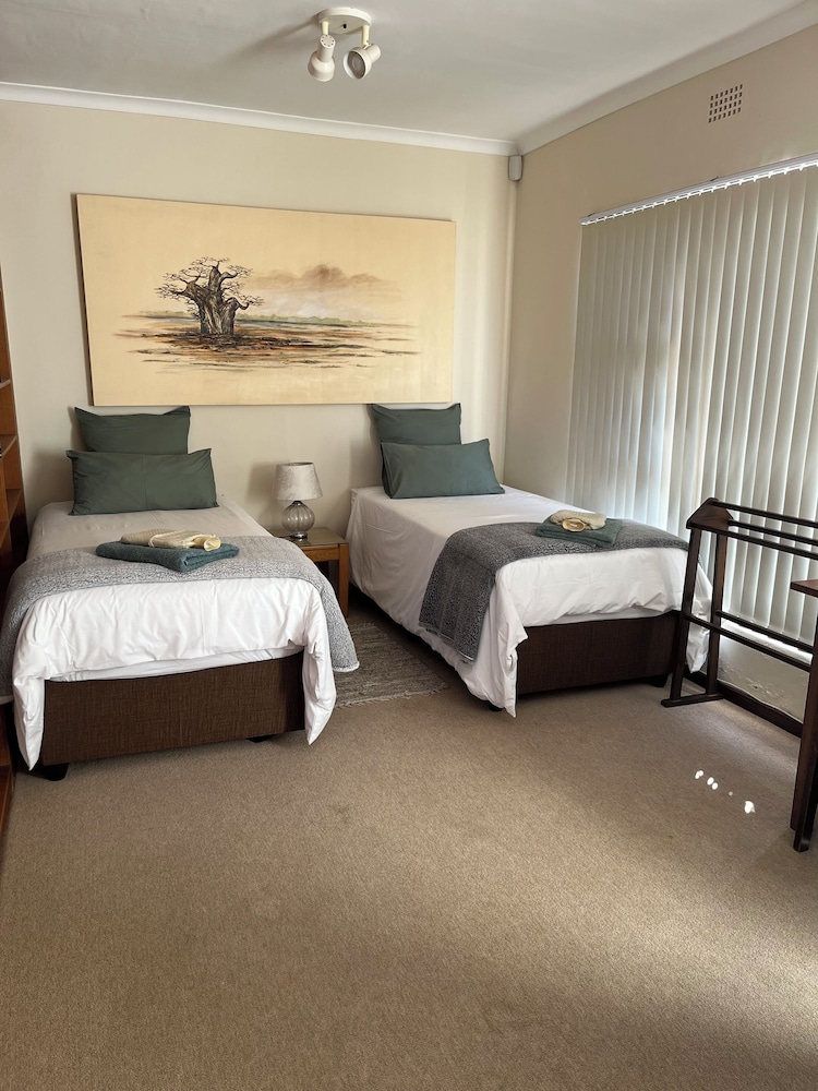 Hermanus Heights Villa 8/26