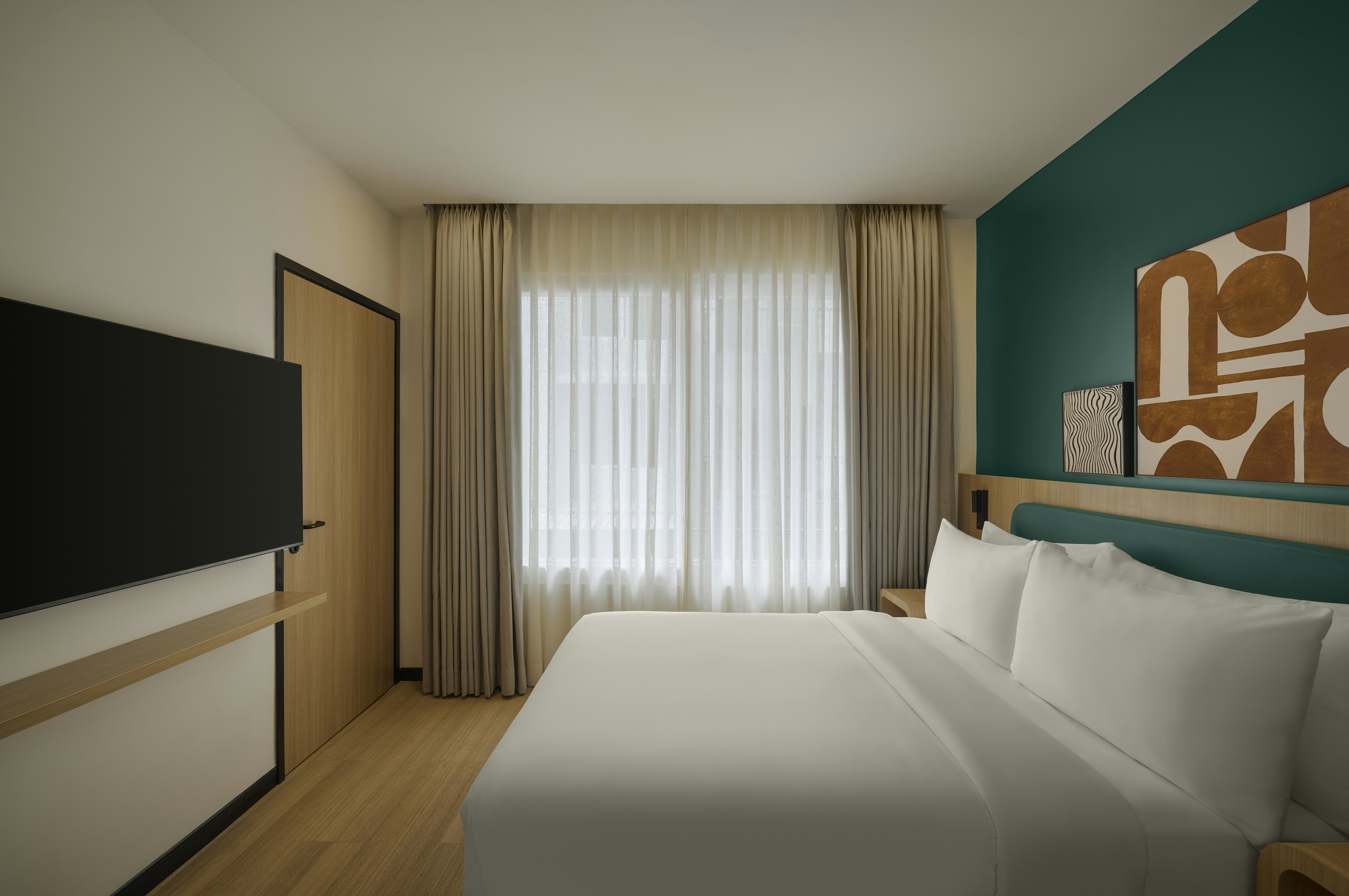 Room, Queen Bed, Accessible