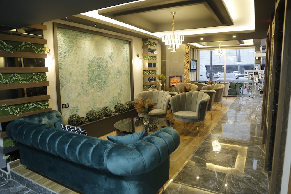 Grand Zara Hotel 35/49