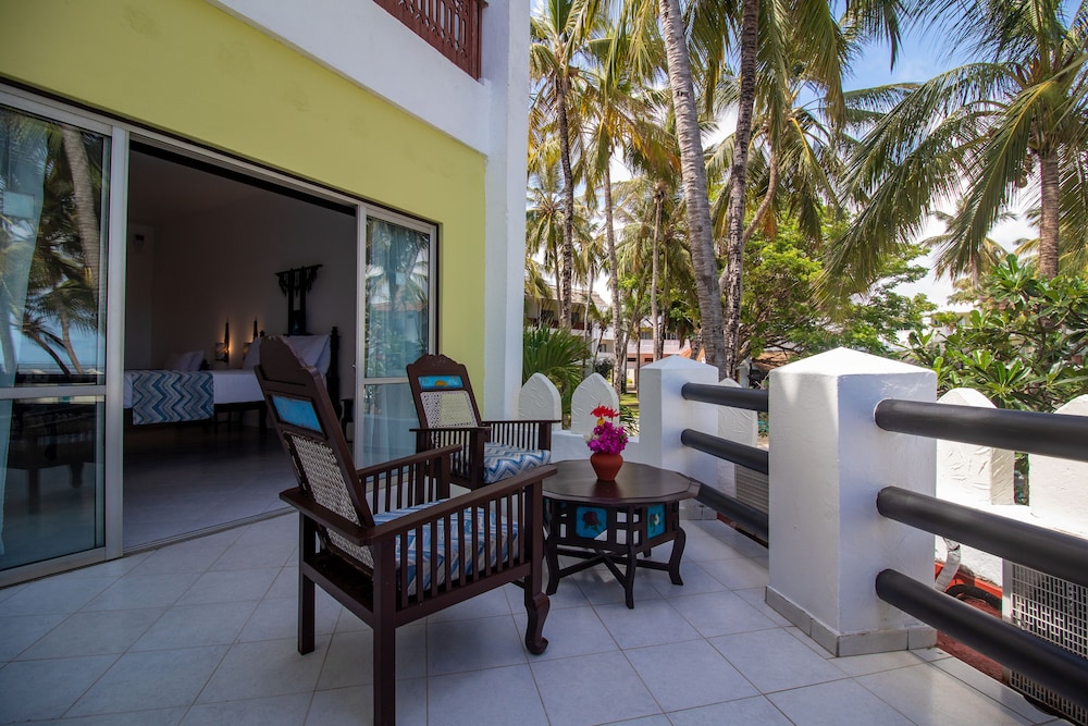 Bamburi Beach Hotel 54/74