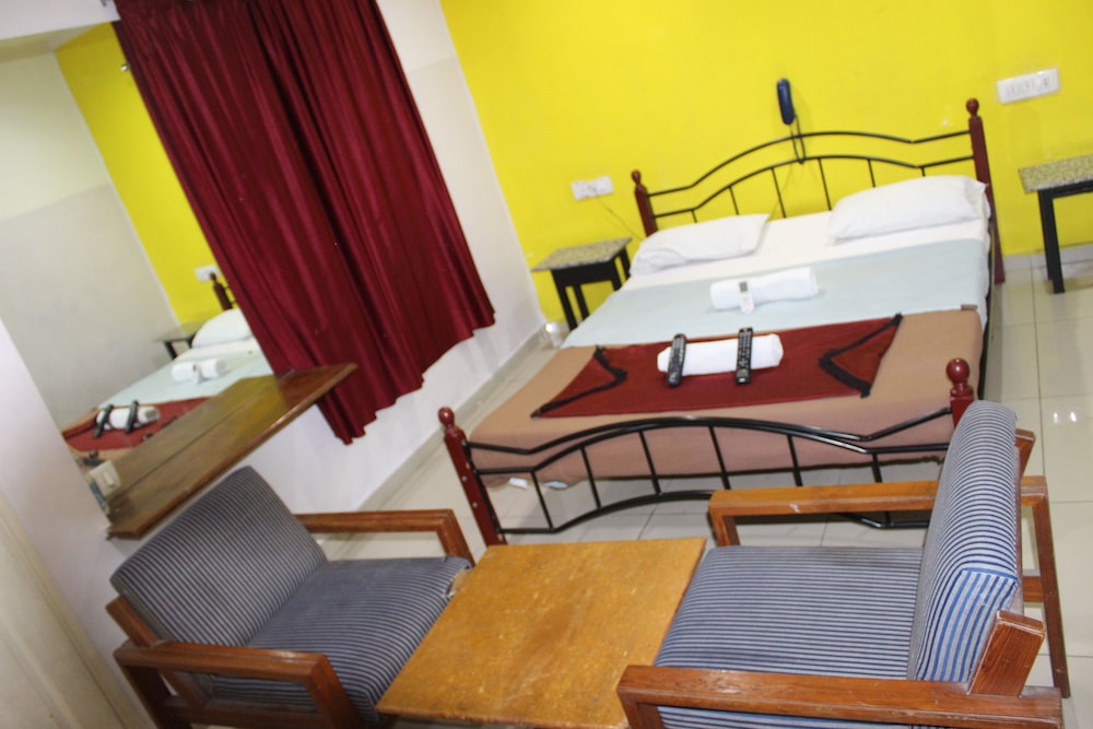 Deccan Comforts 21/41