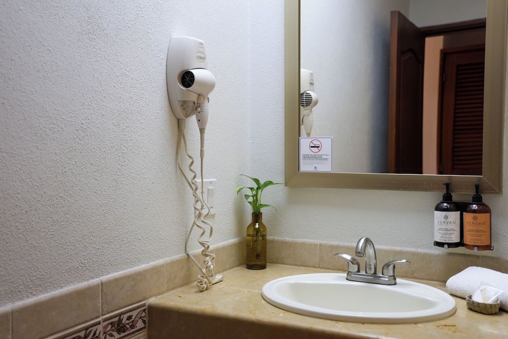 HOTEL COLLI 41/44
