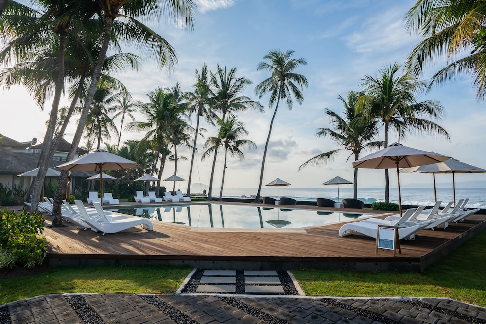 Nirwana Beach And Resort 39/46