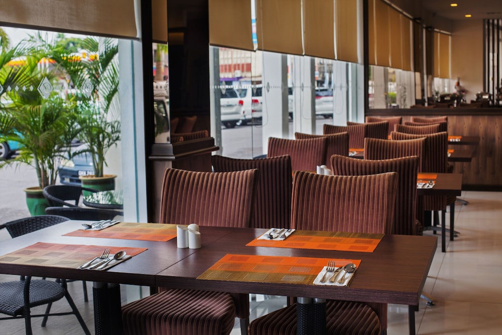 Dehome Boutique Hotel 54/65