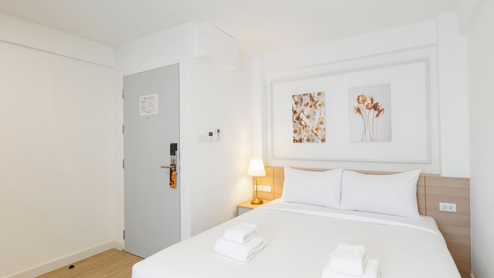 B2 Rangsit Boutique & Budget Hotel 8/28