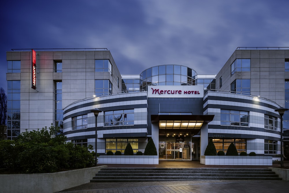 Mercure Paris Massy Gare TGV 2/76