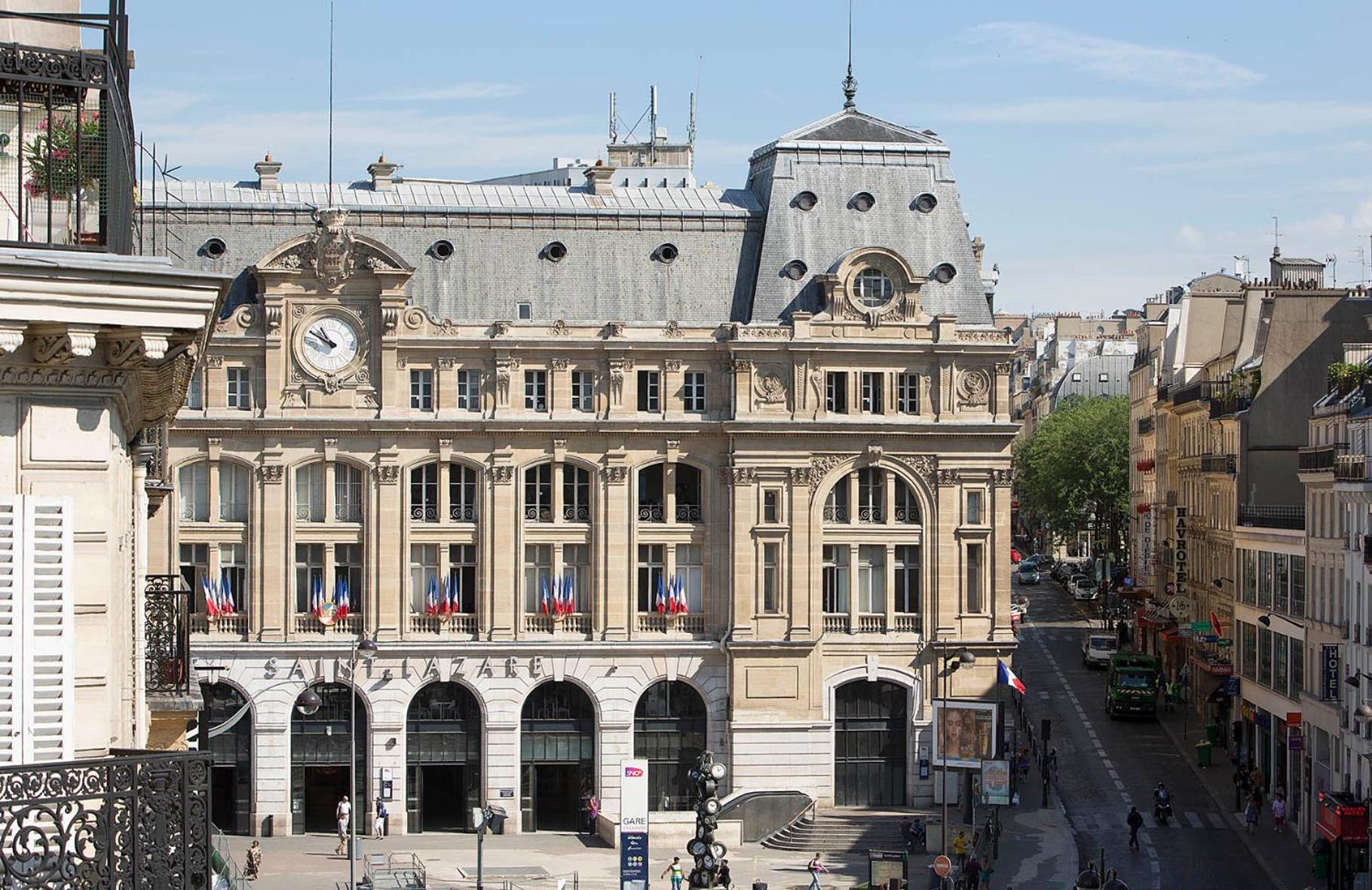 Hotel Du Printemps 1/48