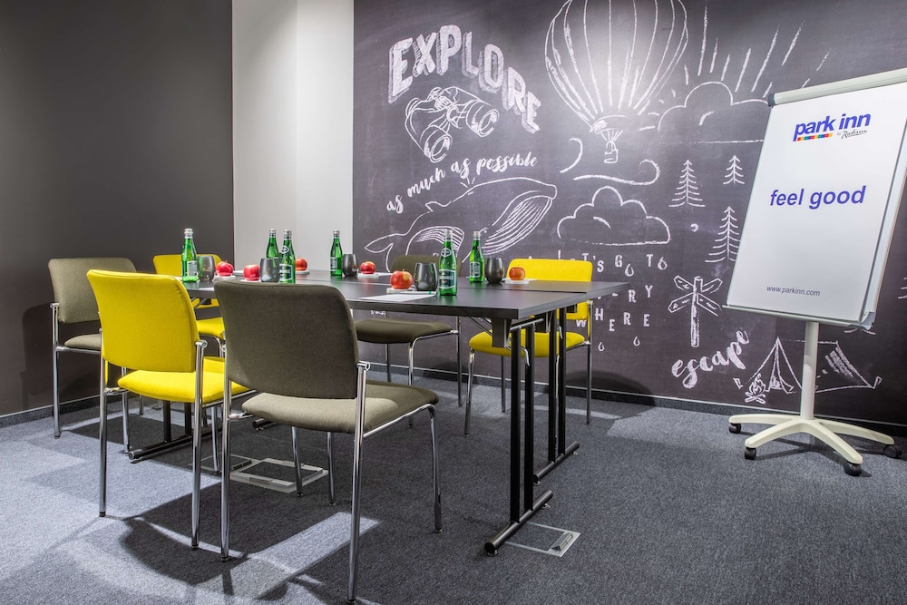 Park Inn by Radisson Poznan 67/75