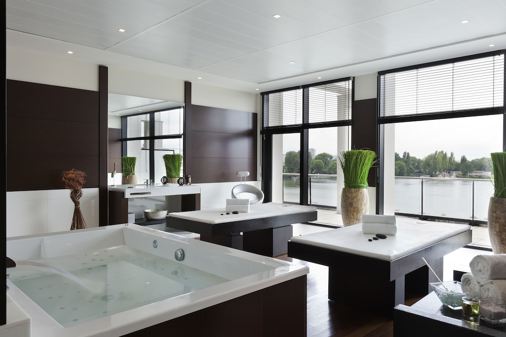 Hotel Barriere Le Grand Hotel Enghien Les Bains 23/33
