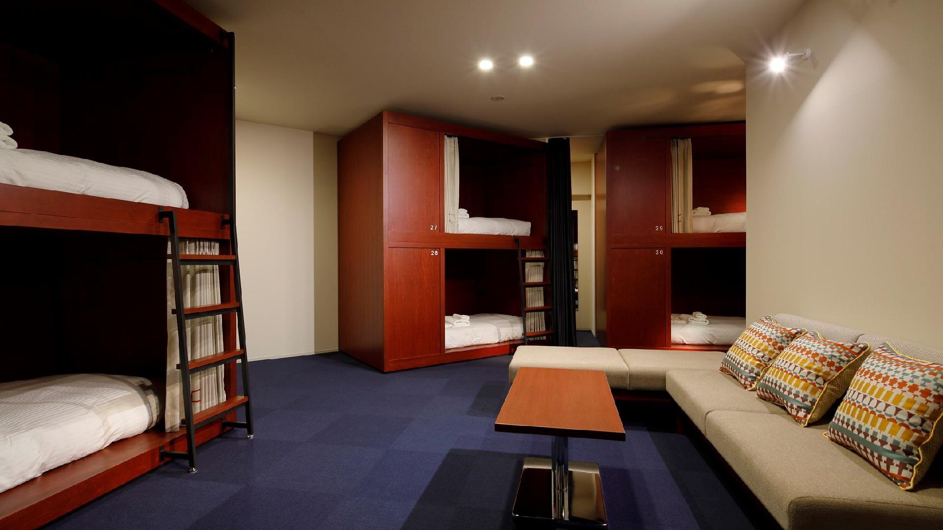 Bank, Guest Room, Family, Shared Bathroom