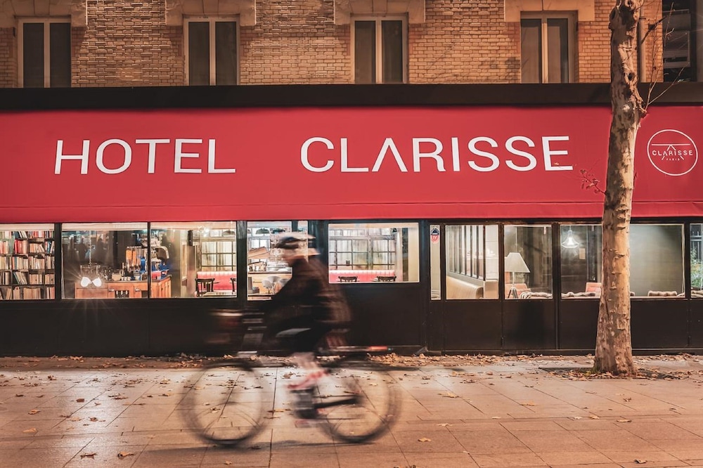 Hotel Clarisse 3/64