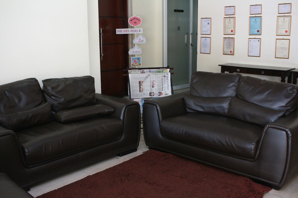 Shervinton Executive Boutique Hotel 39/60