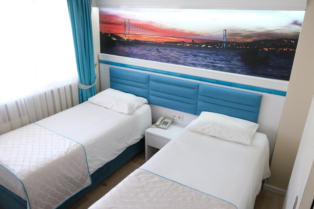 ECONOMY, TWIN BEDS