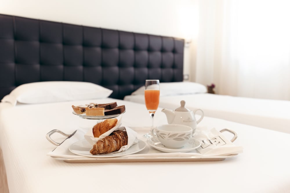 Hotel Excelsior Bari By Farace Hotels 44/50