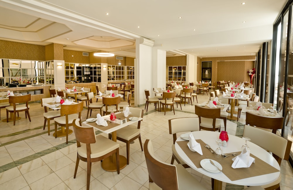 HOTEL ALISIOS 34/50