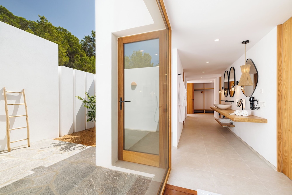 Can Lluc Boutique Country Hotel & Villas 65/92