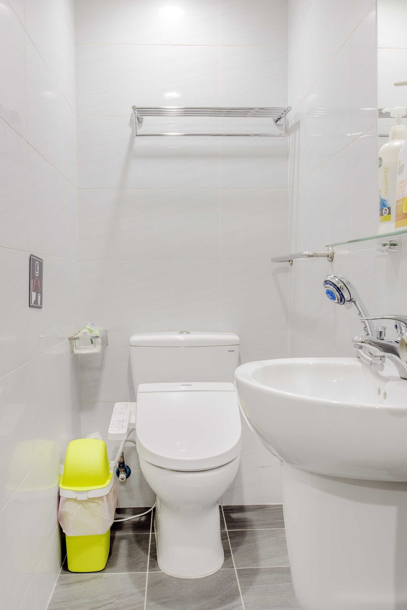 Female Dorm, Female Only, Standard