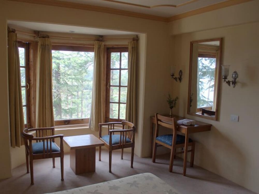 The Woodstock Resort 21/25