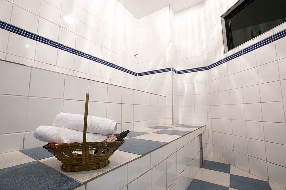 Hotel Minas Tower Leopoldina by Samba 20/64
