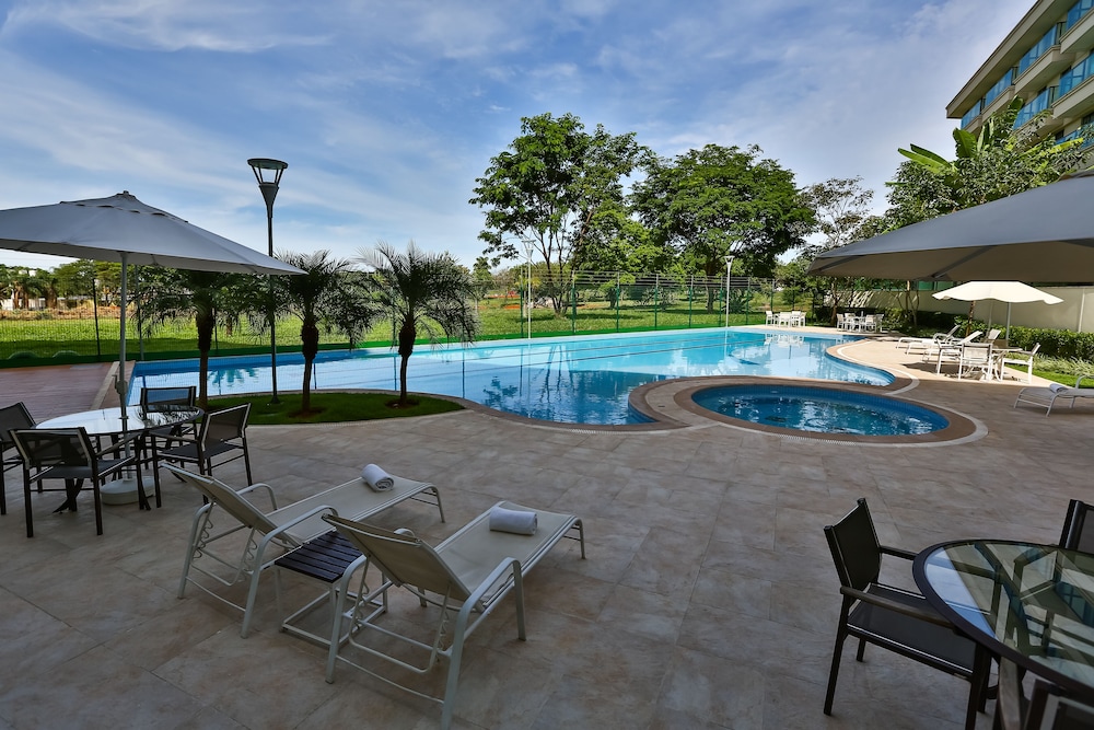 Quality Hotel & Suites Brasilia 31/34