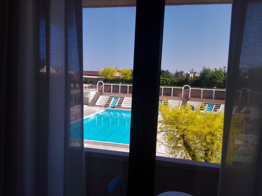 Hotel D Aragona 25/40
