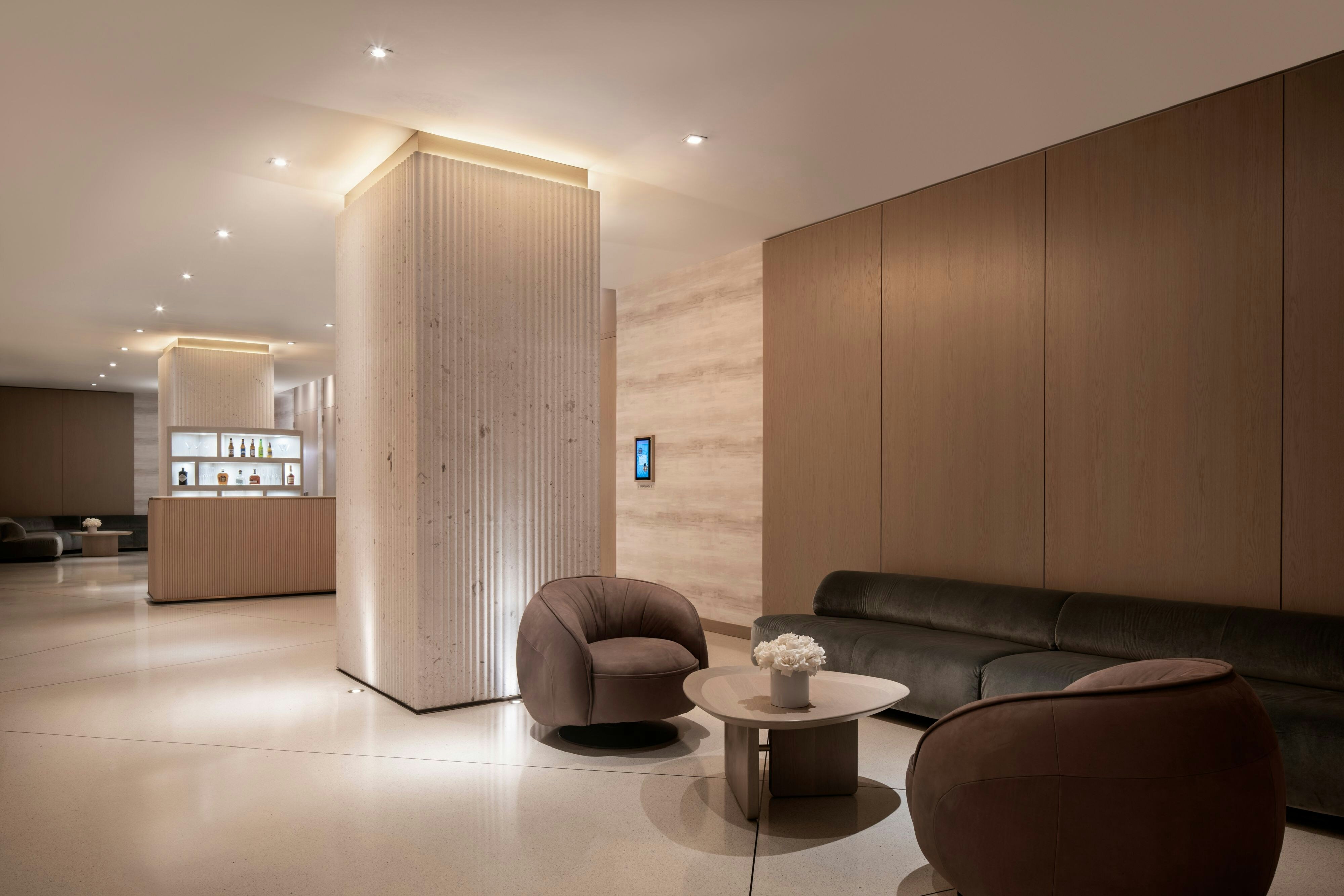 W South Beach Hotel 42/68