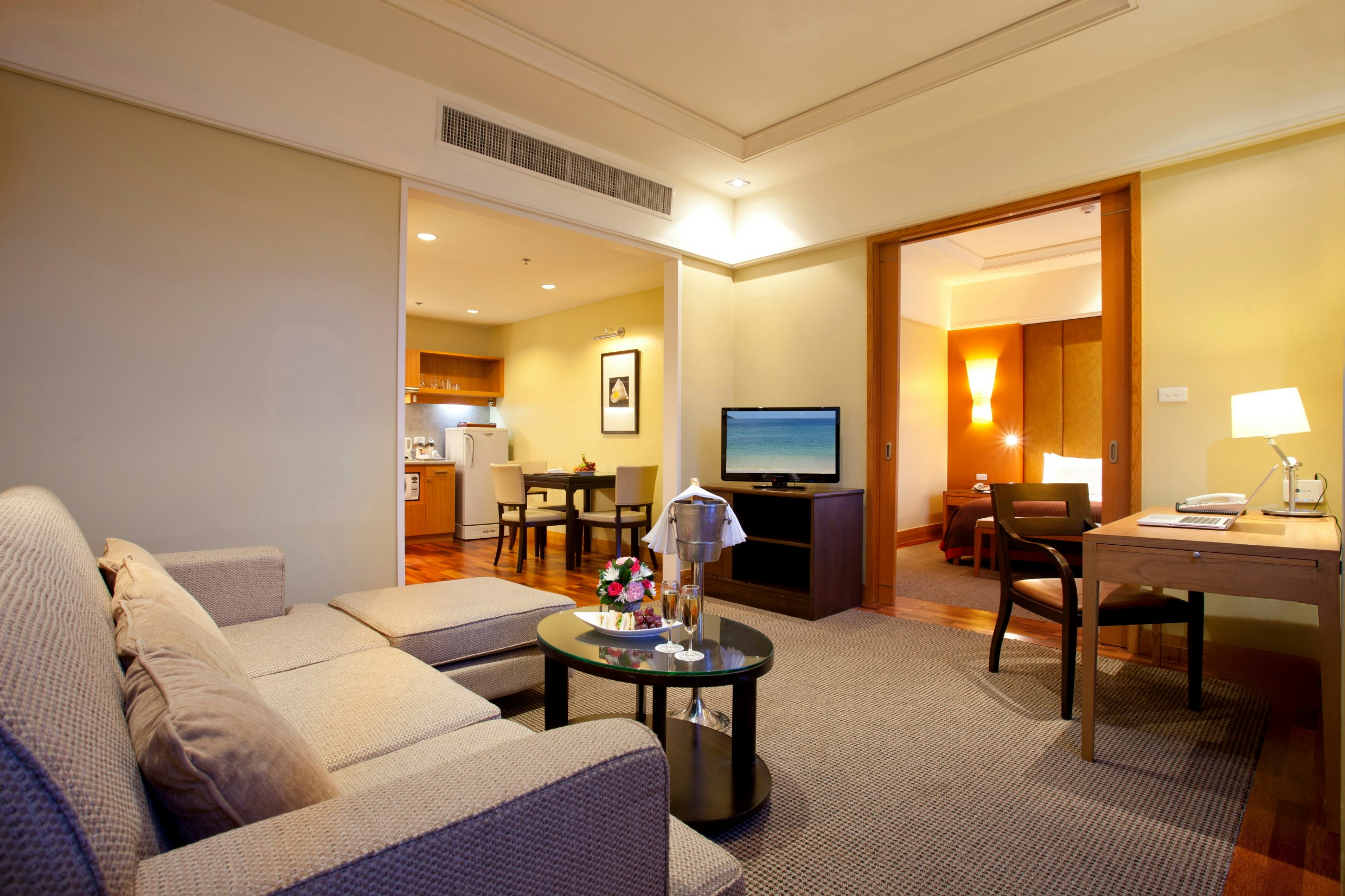 Centara Hotel Hat Yai 57/79
