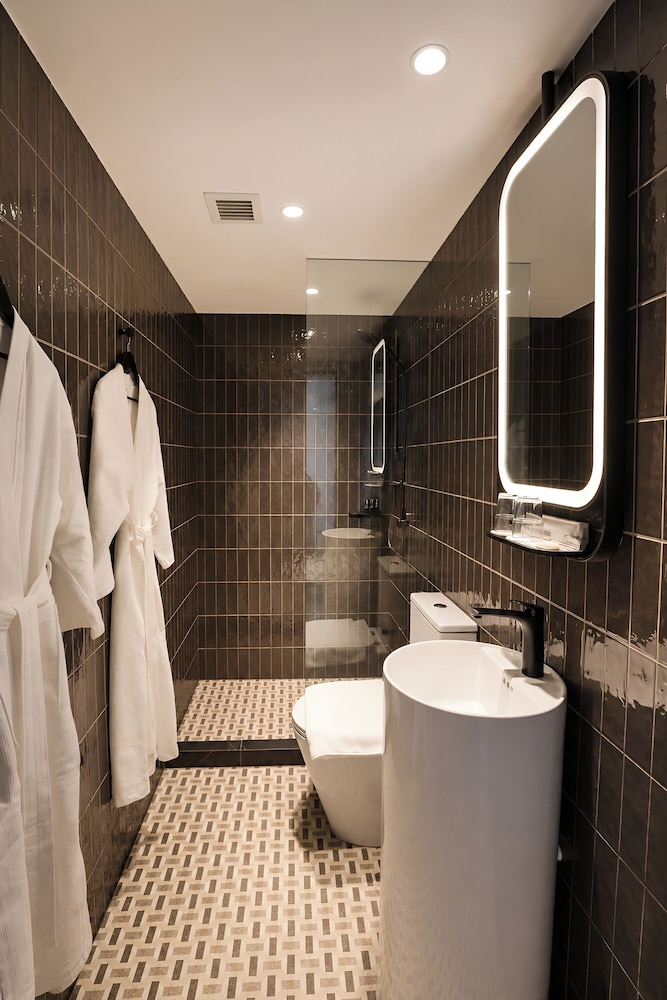 Link Hotel Singapore 47/49