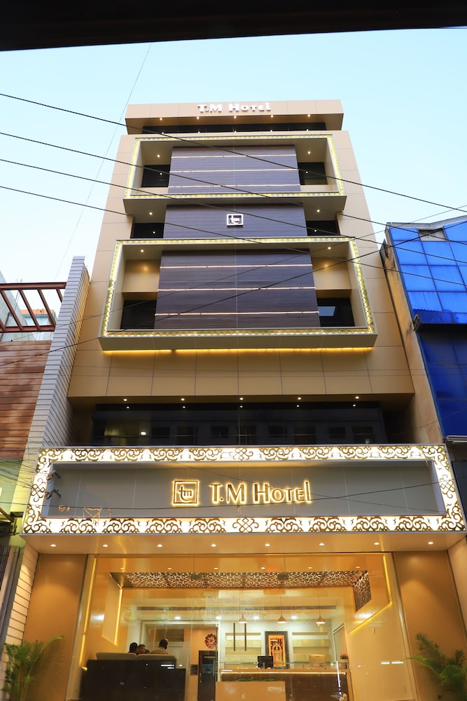 T.M Hotel 1/37