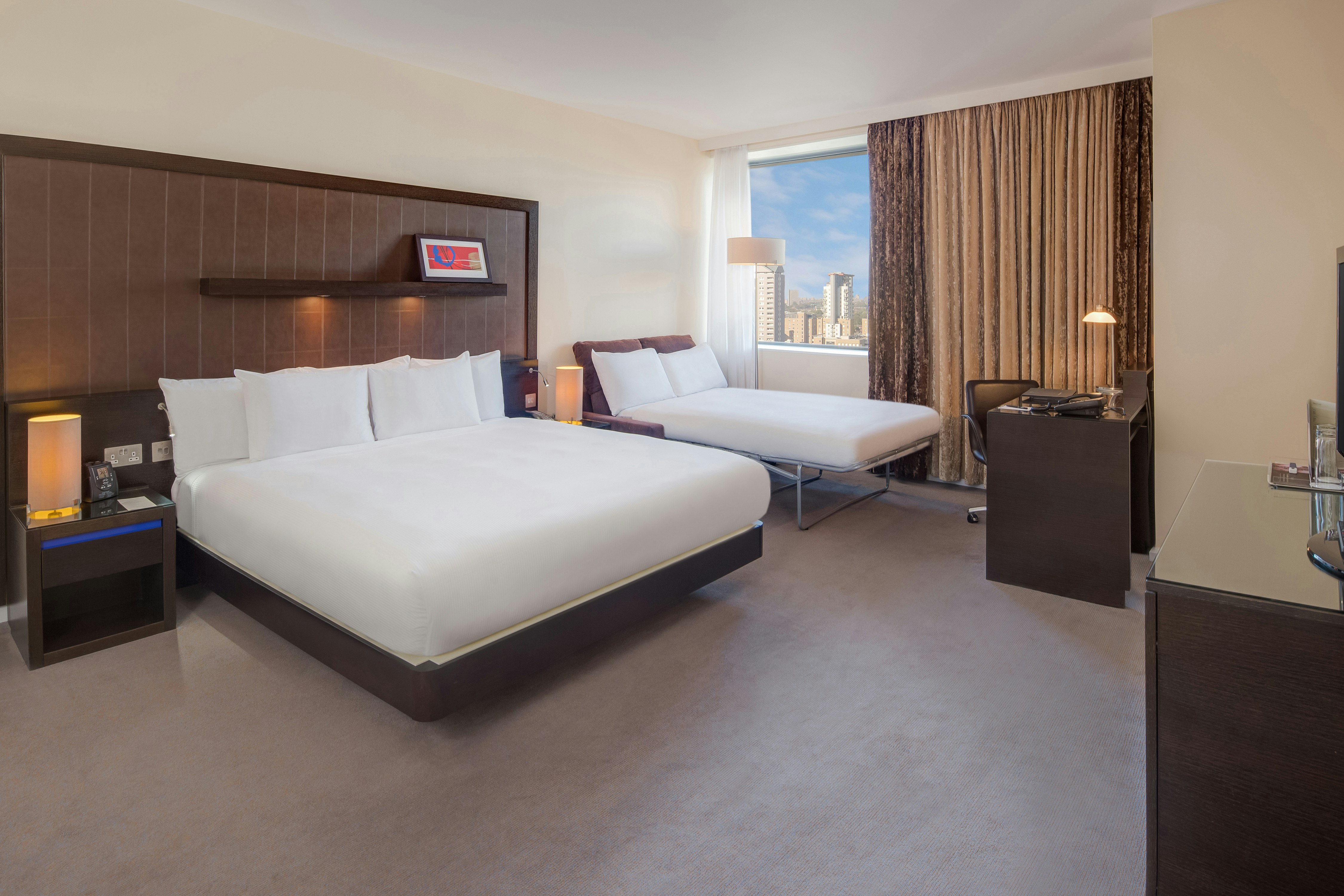 ROOM, QUEEN BED, WITH EXTRA BED