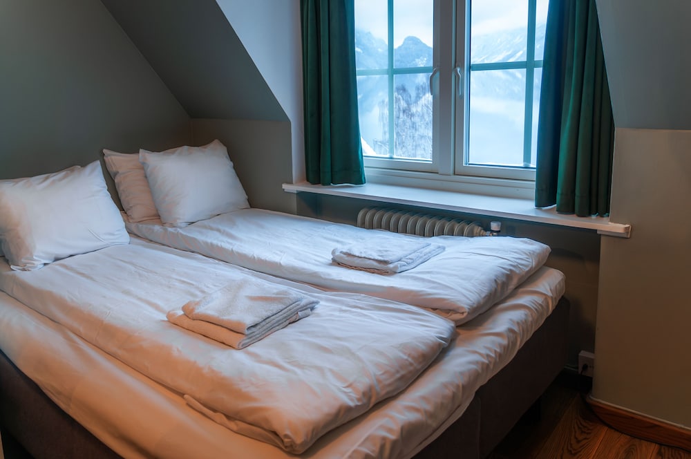 Trolltunga Hotel 5/43