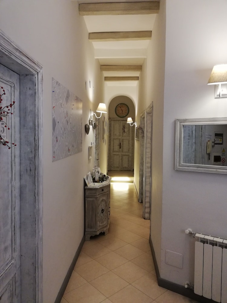 Relais Indipendenza 6/50
