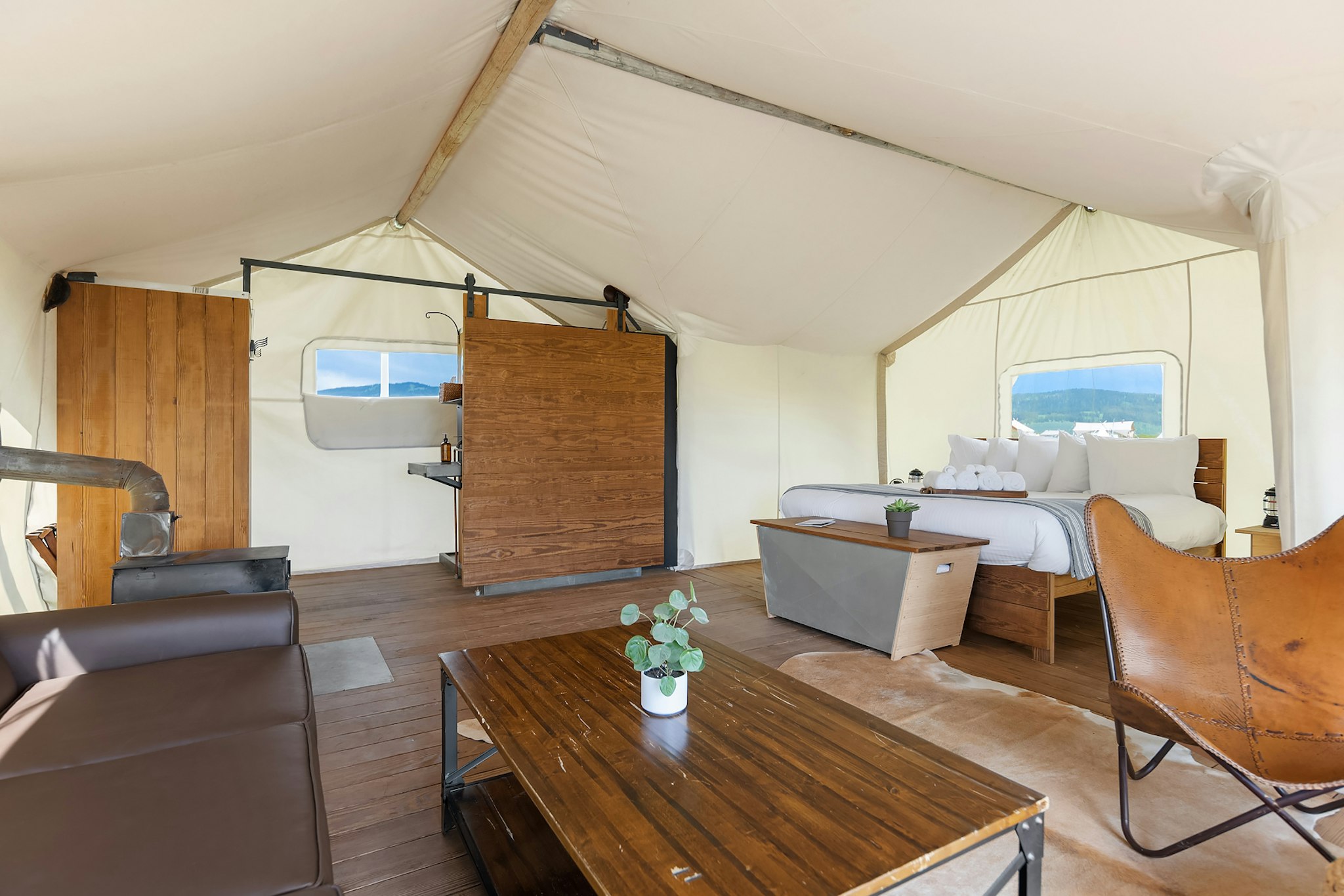 Under Canvas Yellowstone 21/34