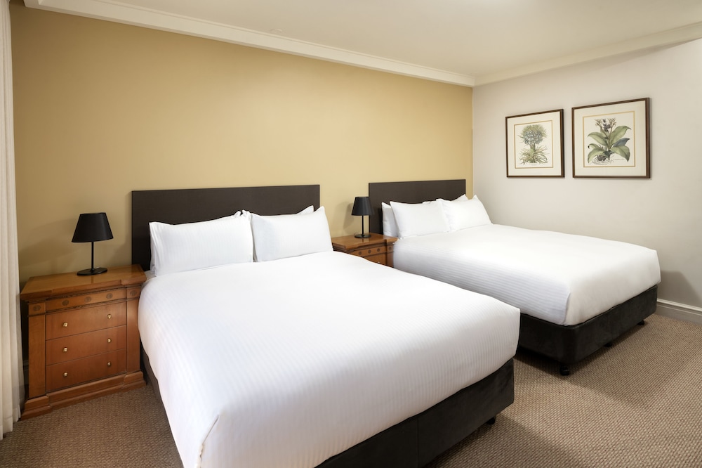 PAN PACIFIC PERTH 16/71