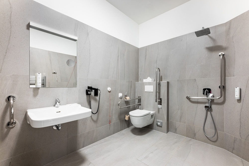 Theresian Hotel And Spa 47/50