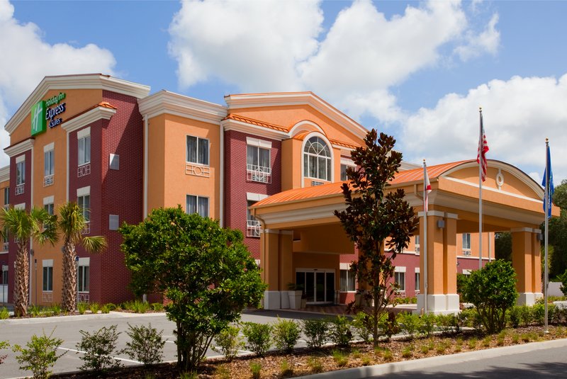 Holiday Inn Express Hotel & Suites Brooksville-I-75 6/50