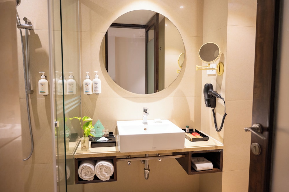 غرفة تنفيذية بسرير مزدوج، Grand Kakinada by GRT Hotels 7/7