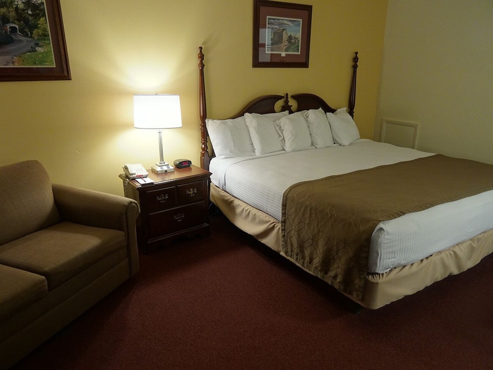 Bird-in-Hand Family Inn 16/35
