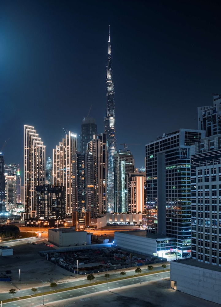 Radisson Blu Hotel Dubai Waterfront 75/78