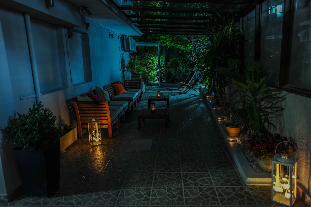 7 Palms Hotel Apartments 31/49