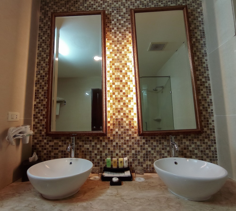 Swiss-Belhotel Ambon 23/69