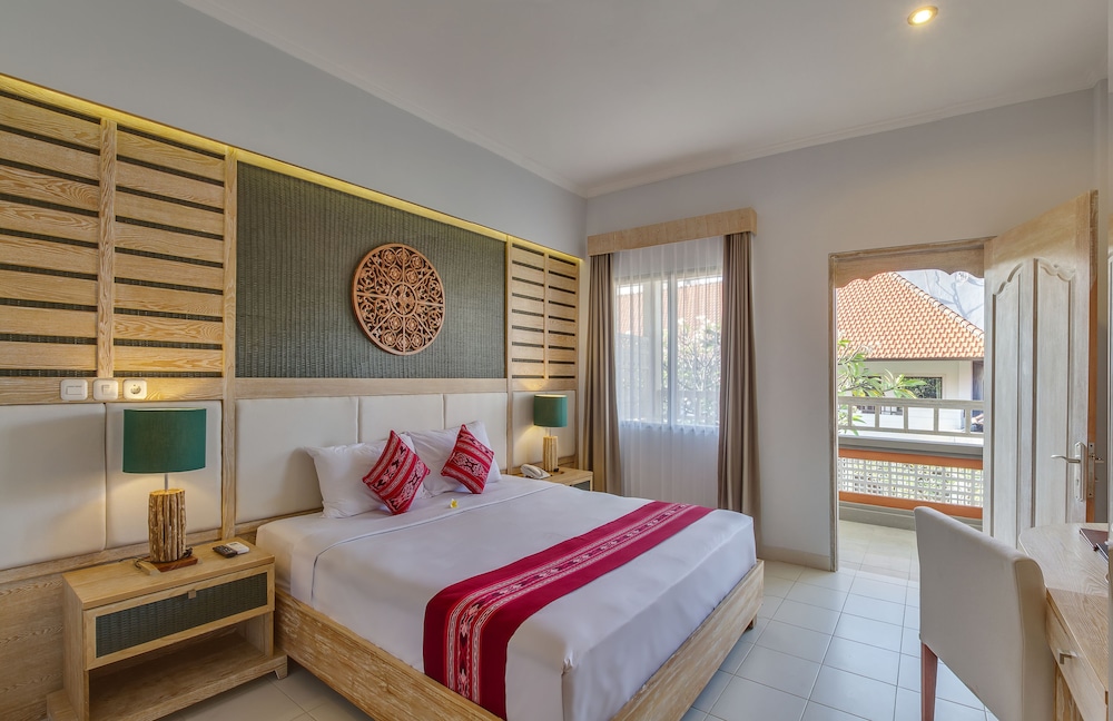 LAGOON, DOUBLE BED, POOL VIEW