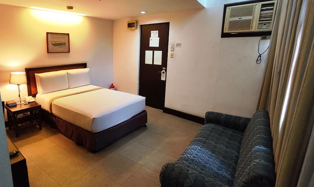 Rajah Park Hotel 22/50